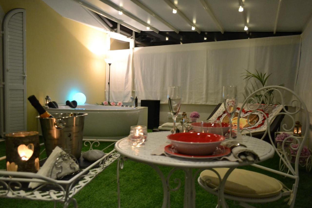 B&B Ravenna In Love Relax Conventello Exterior photo